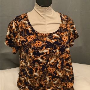NWT LuLaRoe  M Classic T